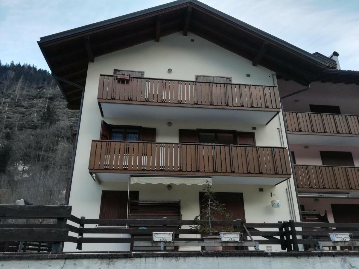 Appartamento Di Viola & Elia Predazzo Exteriér fotografie